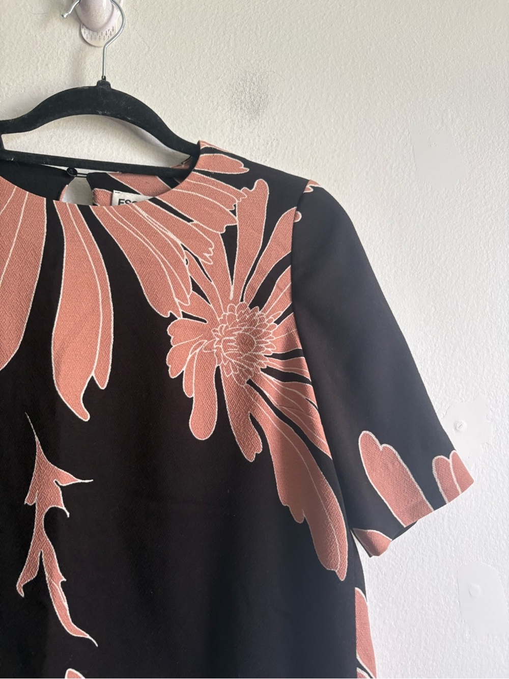 Essentiel Antwerp Sz S (36) Black Floral Tiered Tropical Short Dress - Picture 6 of 13